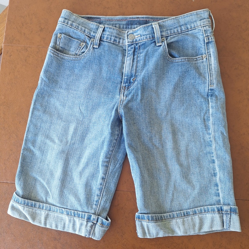 Levis Denim Bermuda Shorts Womens Size 6 Blue Jean Capri Roll Up